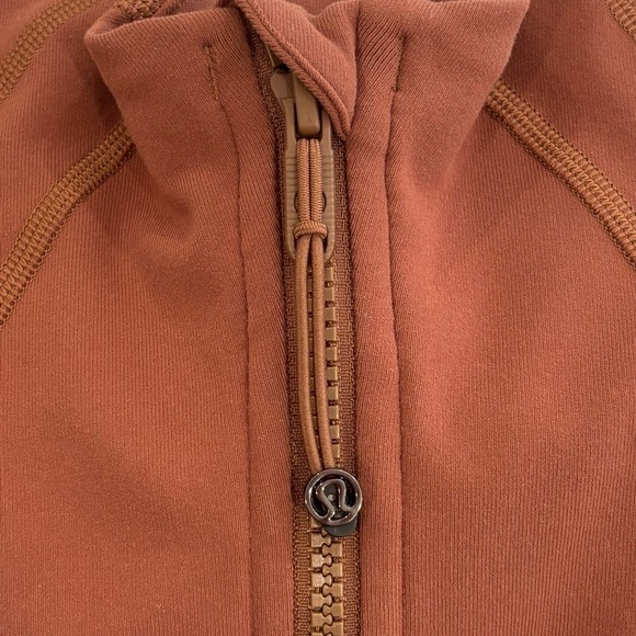 NWT Lululemon Define Jacket *Luon In Roasted Brown Size 10 - Picture 3 of 11